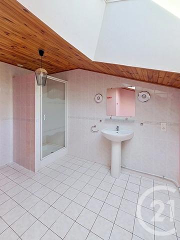 Maison à vendre  10 pièces - 205 m 2   MONTREVAULT SUR EVRE  - 49