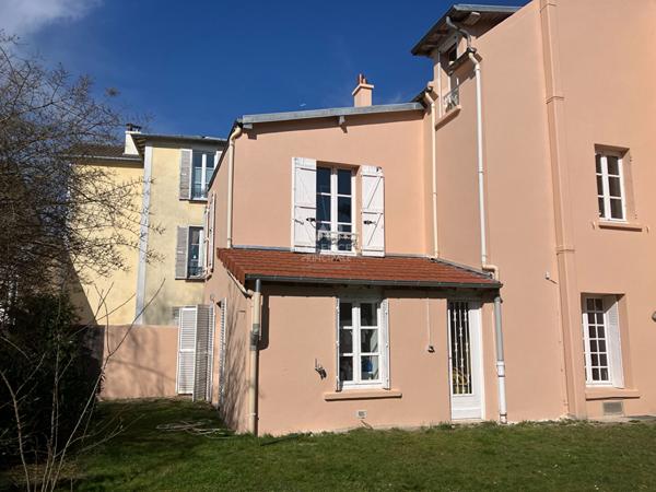 Maison - centre ville et parc - beaux volumes - 5 chambres €1 280 000 ** - Référence 4471