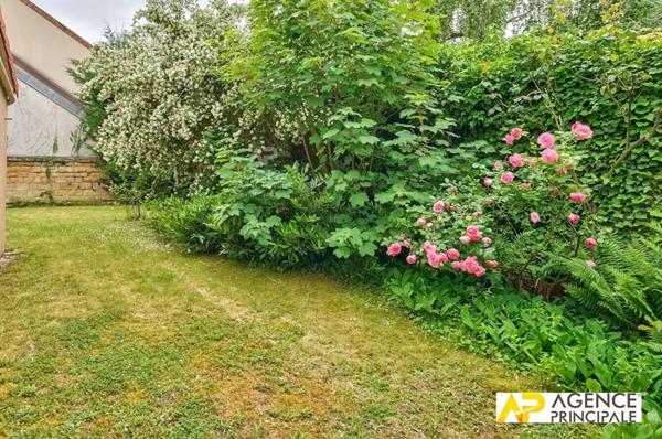 Maison - centre ville et parc - beaux volumes - 5 chambres €1 280 000 ** - Référence 4471