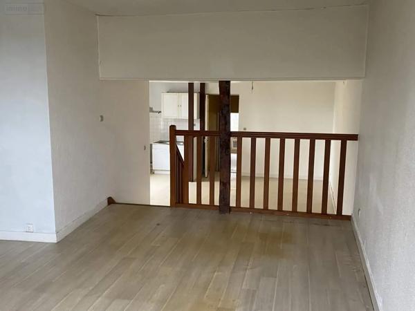 Achat - Immeuble Fougères 35300 10 pièces 242 m 2 188 m 2