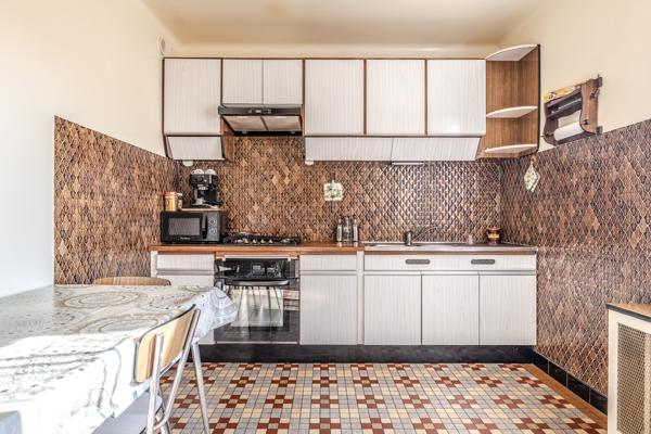 Maison de 3 pièces, jardin, sous-sol total et combles aménageables – Quartier des Chênes (Houilles)