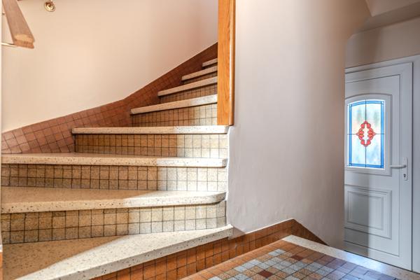 Maison de 3 pièces, jardin, sous-sol total et combles aménageables – Quartier des Chênes (Houilles)