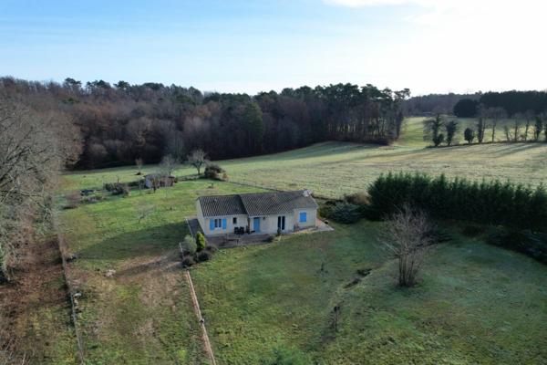Plain-pied récent sur terrain de 3500 m²