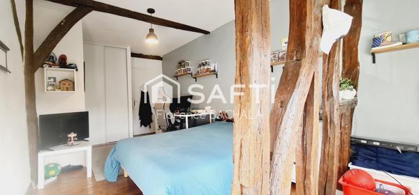 Maison de charme rénovée - 208 m² habitables avec piscine et dépendances sur une parcelle de 512 m²