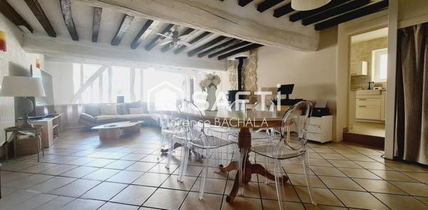 Maison de charme rénovée - 208 m² habitables avec piscine et dépendances sur une parcelle de 512 m²