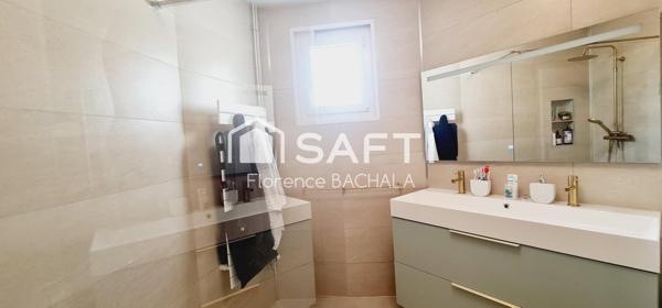 Maison de charme rénovée - 208 m² habitables avec piscine et dépendances sur une parcelle de 512 m²