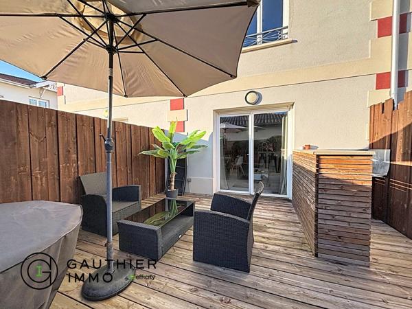 Maison
         3 pièces
        - 69 m²