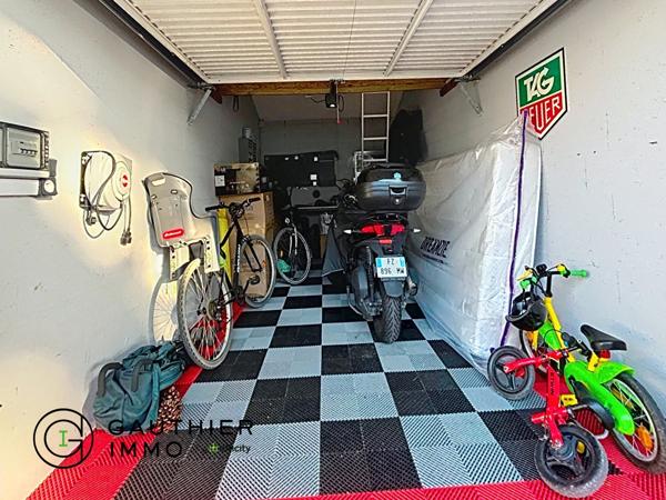 Maison
         3 pièces
        - 69 m²
