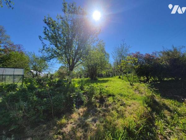 Propriété dans hameau en campagne