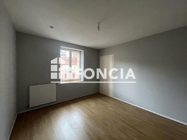 Location Appartement 2 pièces 40.2 m² - 9 QUAI ARTHUR RIMBAUD Charleville Mezieres 08000