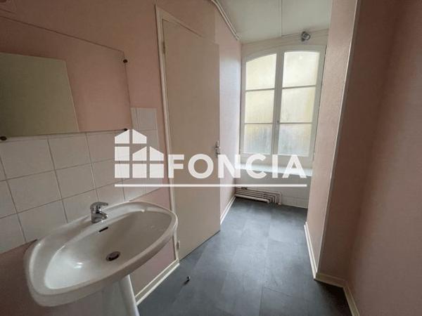 Location Appartement 2 pièces 40.2 m² - 9 QUAI ARTHUR RIMBAUD Charleville Mezieres 08000