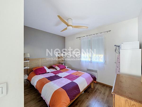 A vendre maison 4 pièces jardin terrasse et garage.