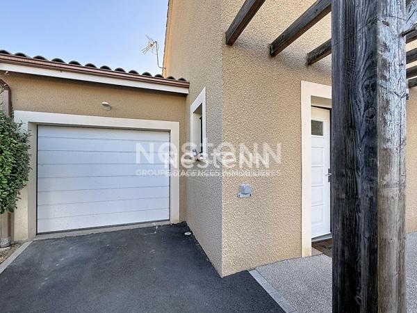 A vendre maison 4 pièces jardin terrasse et garage.