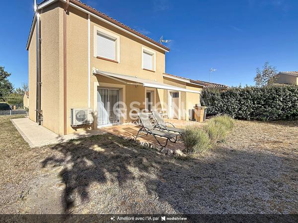A vendre maison 4 pièces jardin terrasse et garage.