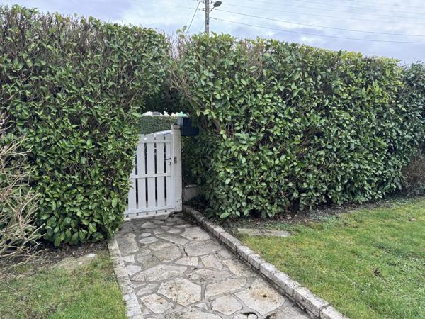 Voves (28150) Maison familiale - Jardin/Garages