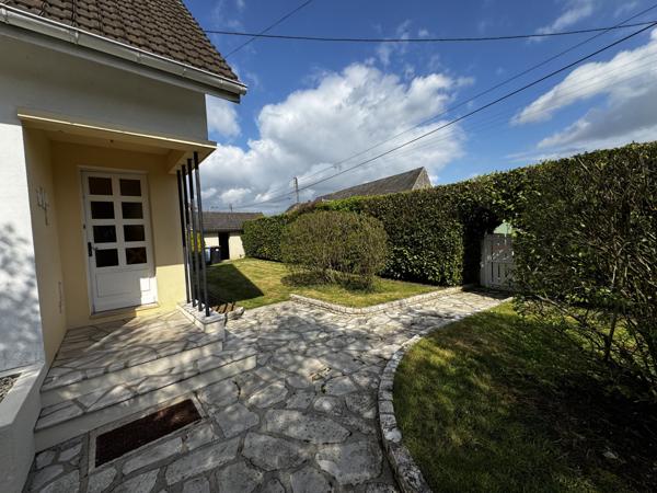 Voves (28150) Maison familiale - Jardin/Garages