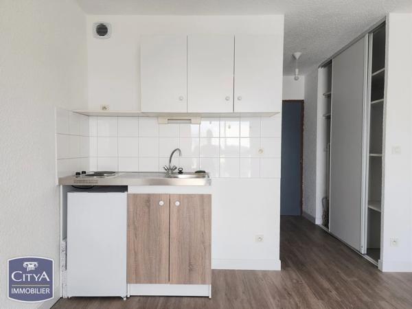 Appartement à vendre 1 pièce 24m² Cholet (49300)