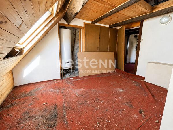 Immeuble de plus de 180m2 à vendre sur 3 niveaux à Chaumont - local commercial et terrasse - Fort potentiel de  rentabilité