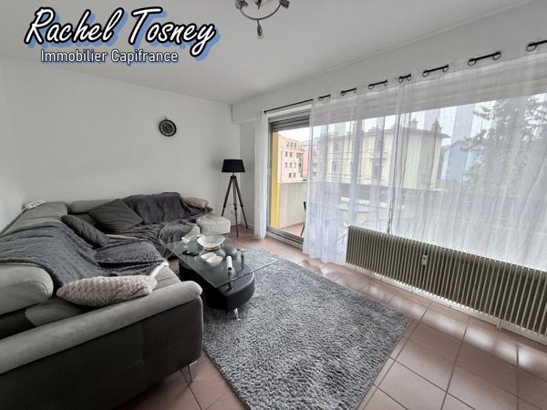 Belfort hyper-centre – Appartement T2  avec terrasse et balcon, un cocon rare au calme avec parking !