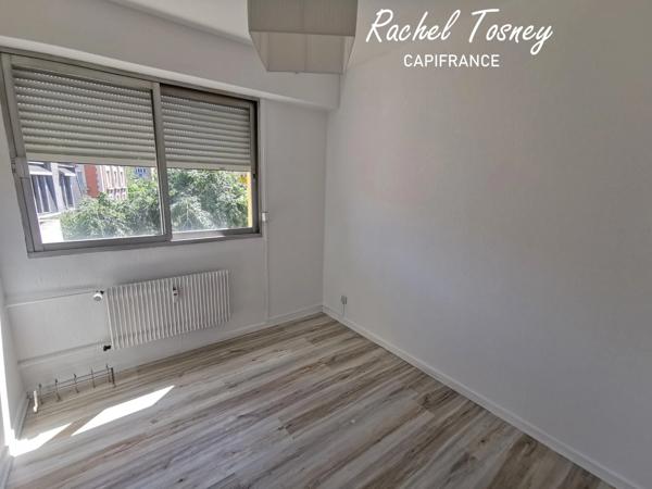 Belfort hyper-centre – Appartement T2  avec terrasse et balcon, un cocon rare au calme avec parking !