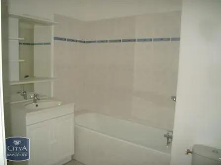 Appartement à louer 2 pièces 46.43m² Hénin-Beaumont (62110)