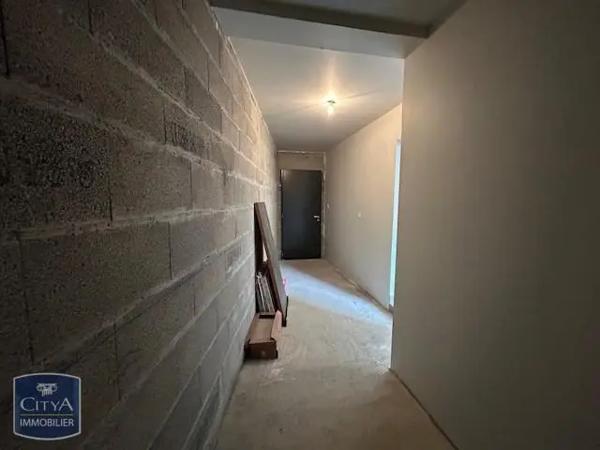 Maison à louer 4 pièces 88.99m² Pont-de-Chéruy (38230)