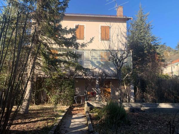 Maison familiale à vendre 7 pièces - VEYNES (05)