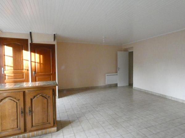 SAINT-PIERRE DE PLESGUEN, maison en pierre de 111m2 sur un terrain de 694m2