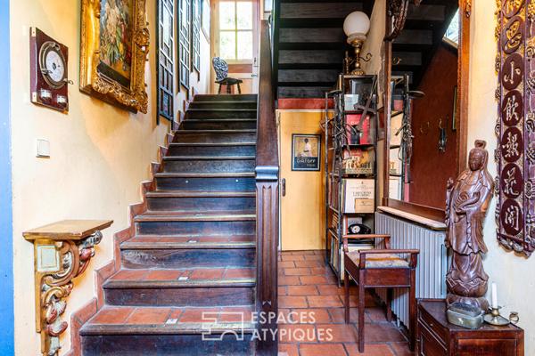 Maison bourgeoise au coeur d’une cité historique vue sur les Pyrénées