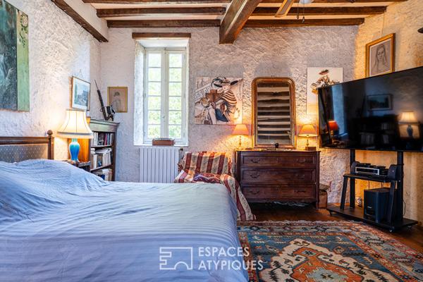 Maison bourgeoise au coeur d’une cité historique vue sur les Pyrénées