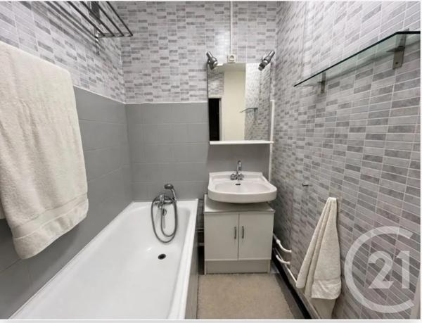 Appartement F2 à vendre  2 pièces - 50 m 2   ST ETIENNE  - 42