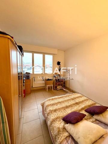 Bar d'ambiance snacking sur le port de Dunkerque