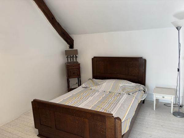 Couleuvre – Maison individuelle sur +/- 5 hectares de terrain privé, entourée par la nature et le calme Couleuvre (03320)