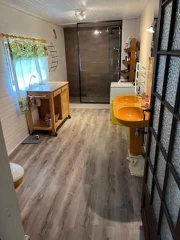 Couleuvre – Maison individuelle sur +/- 5 hectares de terrain privé, entourée par la nature et le calme Couleuvre (03320)