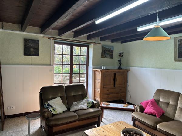 Couleuvre – Maison individuelle sur +/- 5 hectares de terrain privé, entourée par la nature et le calme Couleuvre (03320)