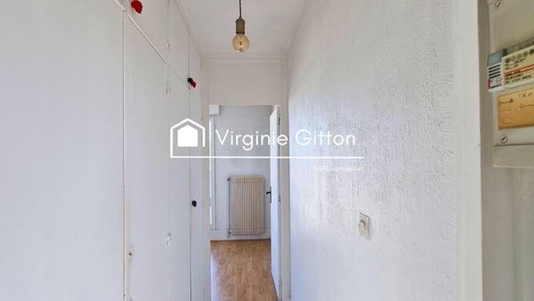 F2 + TERRASSE DE 22M² + CAVE + PARKING