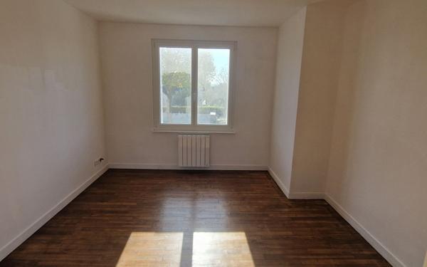 Appartement à louer    3 pièces •  Plouisy