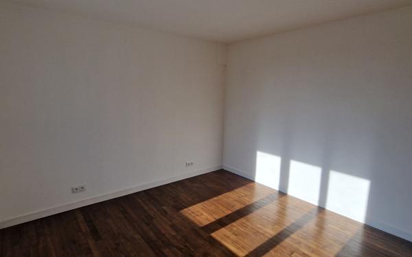 Appartement à louer    3 pièces •  Plouisy