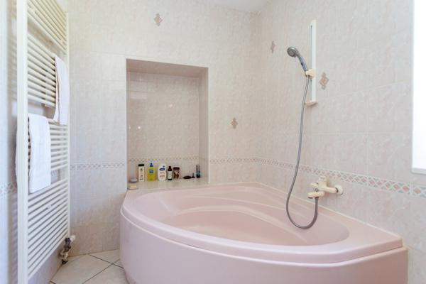 Exclusivité, à vendre – Maison avec double garage et terrain clos – Vérosvres (71)