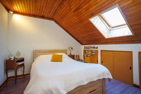 Exclusivité, à vendre – Maison avec double garage et terrain clos – Vérosvres (71)