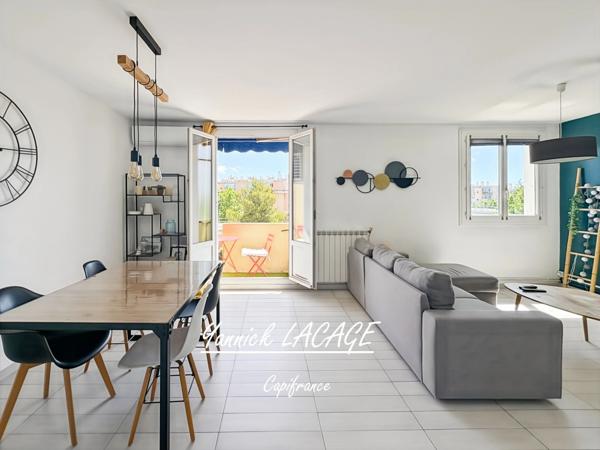 MARSEILLE 10ᵉ – Grand T3 traversant avec balcon, cave et potentiel T4 dans résidence sécurisée