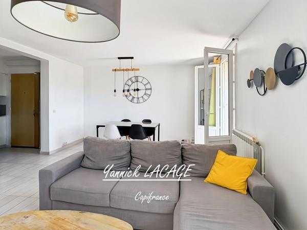 MARSEILLE 10ᵉ – Grand T3 traversant avec balcon, cave et potentiel T4 dans résidence sécurisée