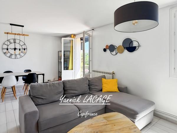MARSEILLE 10ᵉ – Grand T3 traversant avec balcon, cave et potentiel T4 dans résidence sécurisée