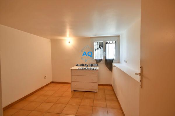Maison familiale - 6 pièces - 164 m² de surface totale (91m² habitables) avec vue dégagée et fort potentiel – VALSERHONE (01)
