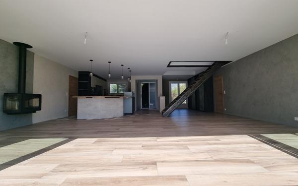 Maison à vendre    6 pièces • 155 m2 Le Plessis-Trévise