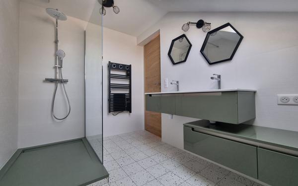 Maison à vendre    6 pièces • 155 m2 Le Plessis-Trévise