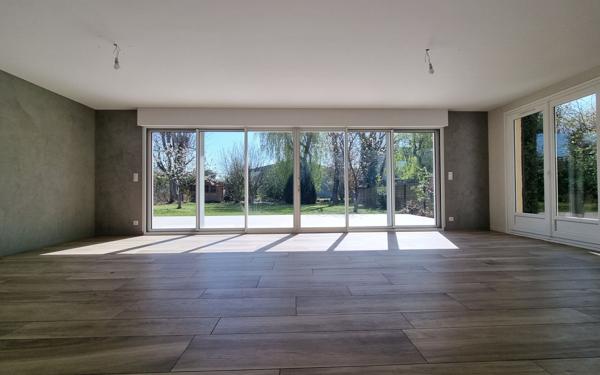 Maison à vendre    6 pièces • 155 m2 Le Plessis-Trévise