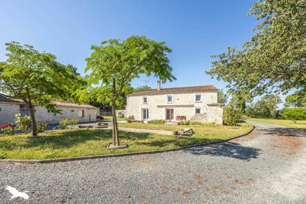 Maison à vendre 324 632 € Mauzé-sur-le-Mignon 7 p 164 m² DPE A