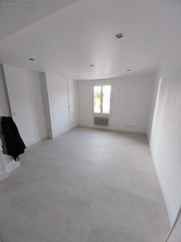 Maison à louer à Pont-Audemer dans l'Eure (27500), ref : 065/370   
Centre ville