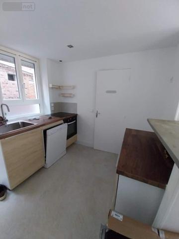 Maison à louer à Pont-Audemer dans l'Eure (27500), ref : 065/370   
Centre ville